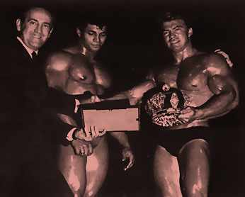 Гарольд Пул, Harold Poole на турнире Мистер Олимпия 1965 вместе с Ларри Скотт