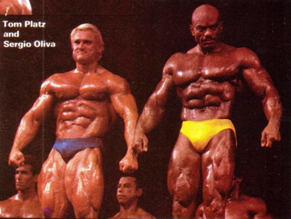 Том Платц, Tom Platz на турнире Мистер Олимпия 1984 вместе с Сержио Олива