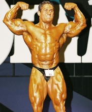 Густаво Баделл Мистер Олимпия 2002