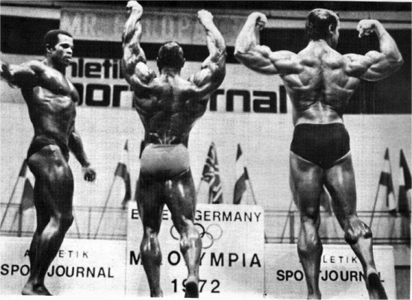 Сержио Олива, Sergio Oliva на турнире Мистер Олимпия 1972 вместе с Серж Нюбре, Арнольд Шварценеггер