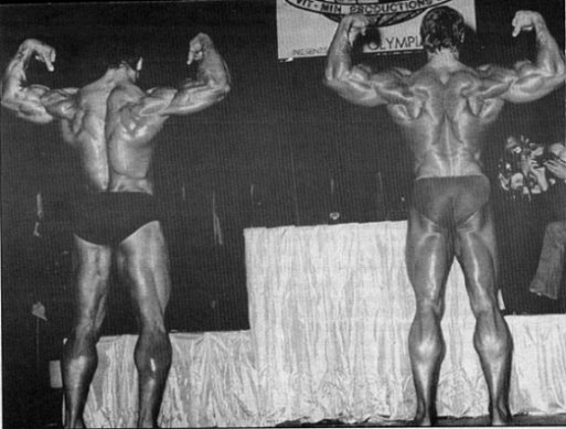 Лу Ферриньо, Lou Ferrigno на турнире Мистер Олимпия 1974 вместе с Арнольд Шварценеггер