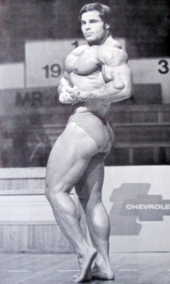 Франко Коломбо, Franco Columbu на турнире Мистер Олимпия 1975