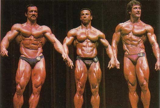 Кейси Вайатор, Casey Viator на турнире Мистер Олимпия 1982 вместе с Крис Дикерсон, Фрэнк Зейн