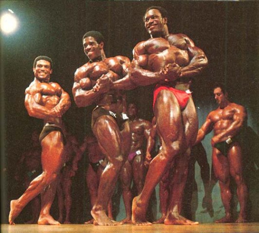 Ли Хейни, Lee Haney на турнире Мистер Олимпия 1983 вместе с Бертил Фокс, Мохаммед Маккави