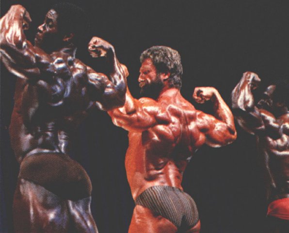 Ли Хейни, Lee Haney на турнире Мистер Олимпия 1983 вместе с Бертил Фокс, Юсуп Уилкош