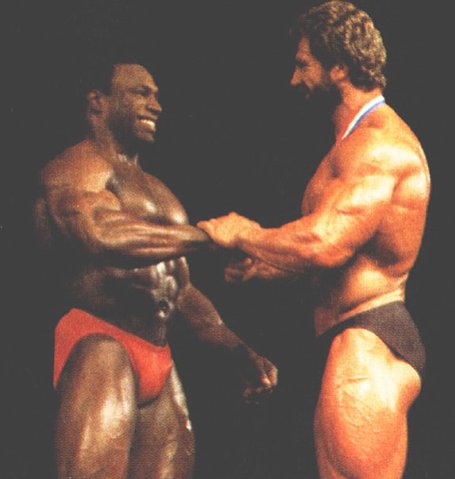 Юсуп Уилкош, Jusup Wilkosz на турнире Мистер Олимпия 1984 вместе с Ли Хейни