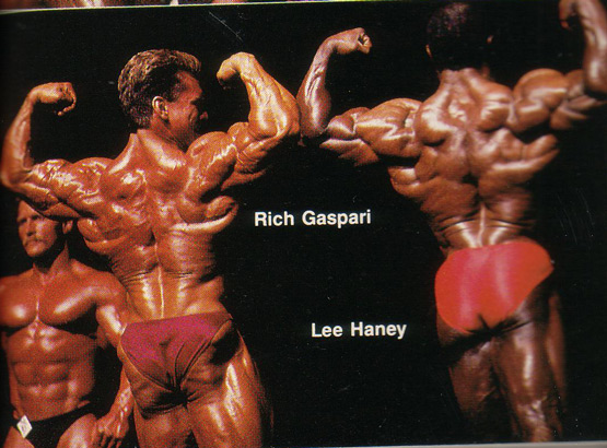 Петер Хенсел, Peter Hensel на турнире Мистер Олимпия 1988 вместе с Рич Гаспари, Ли Хейни