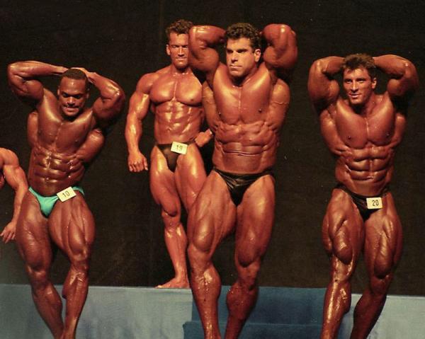 Джей Джей Марш, J.J. Marsh на турнире Мистер Олимпия 1993 вместе с Ли Лабрада, Лу Ферриньо, Милош Сарцев