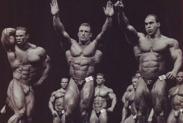 Дориан Ятс, Dorian Yates на турнире Мистер Олимпия 1995 вместе с Кевин Леврон, Нассер Эль Сонбати