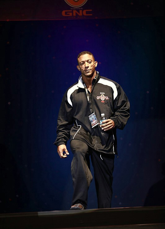 Трой Элвис, Troy Alves на турнире Мистер Олимпия 2011