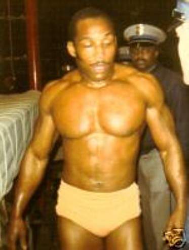 Эрл Мэйнард, Earl Maynard, 