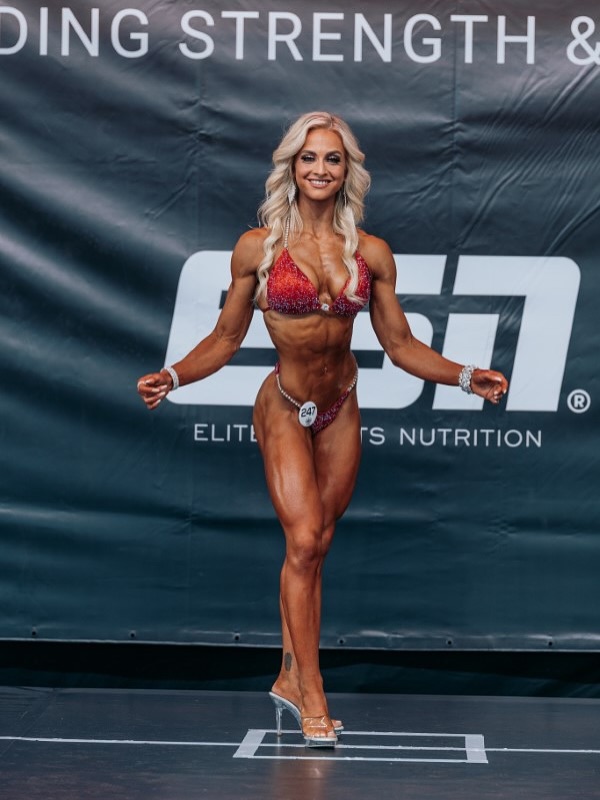 Элизабет Ванг, Elisabet Vang, 