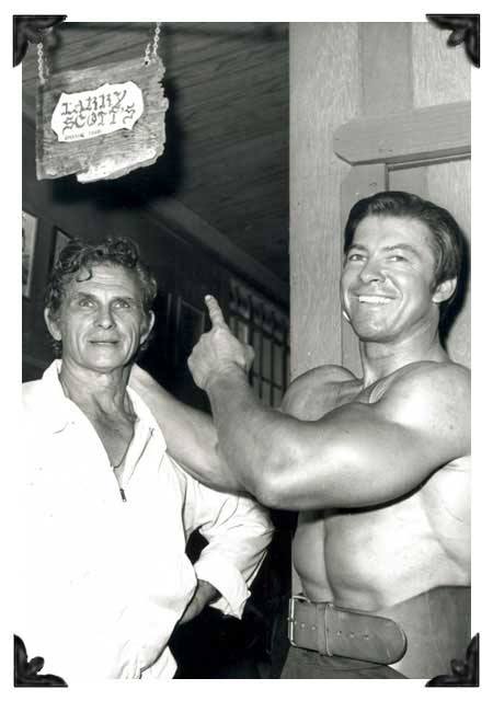 Ларри Скотт, Larry Scott, 