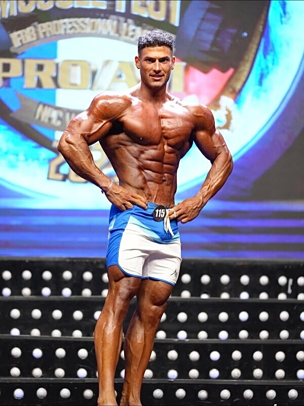 Леонардо Марки, Leonardo Marchi, 