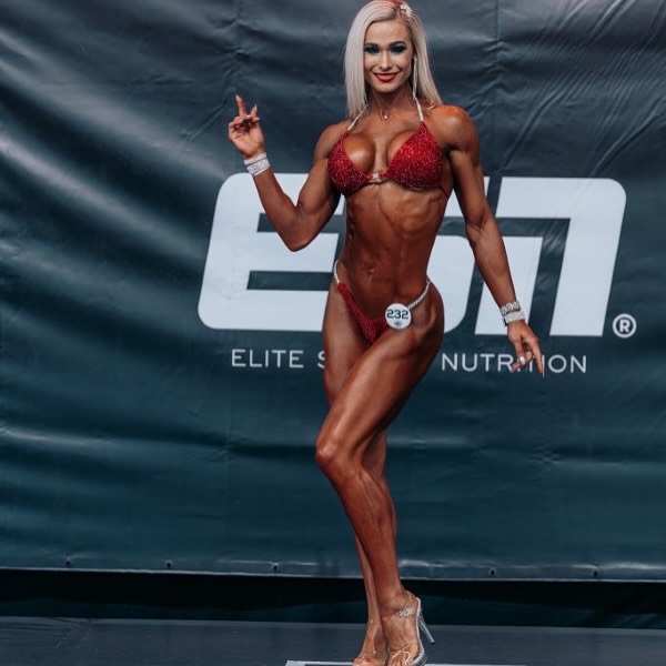 Моник Янсен ван Вурен, Monique Jansen Van Vuuren, 