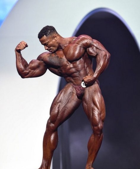 Патрик Мур, Patrick Moore, 