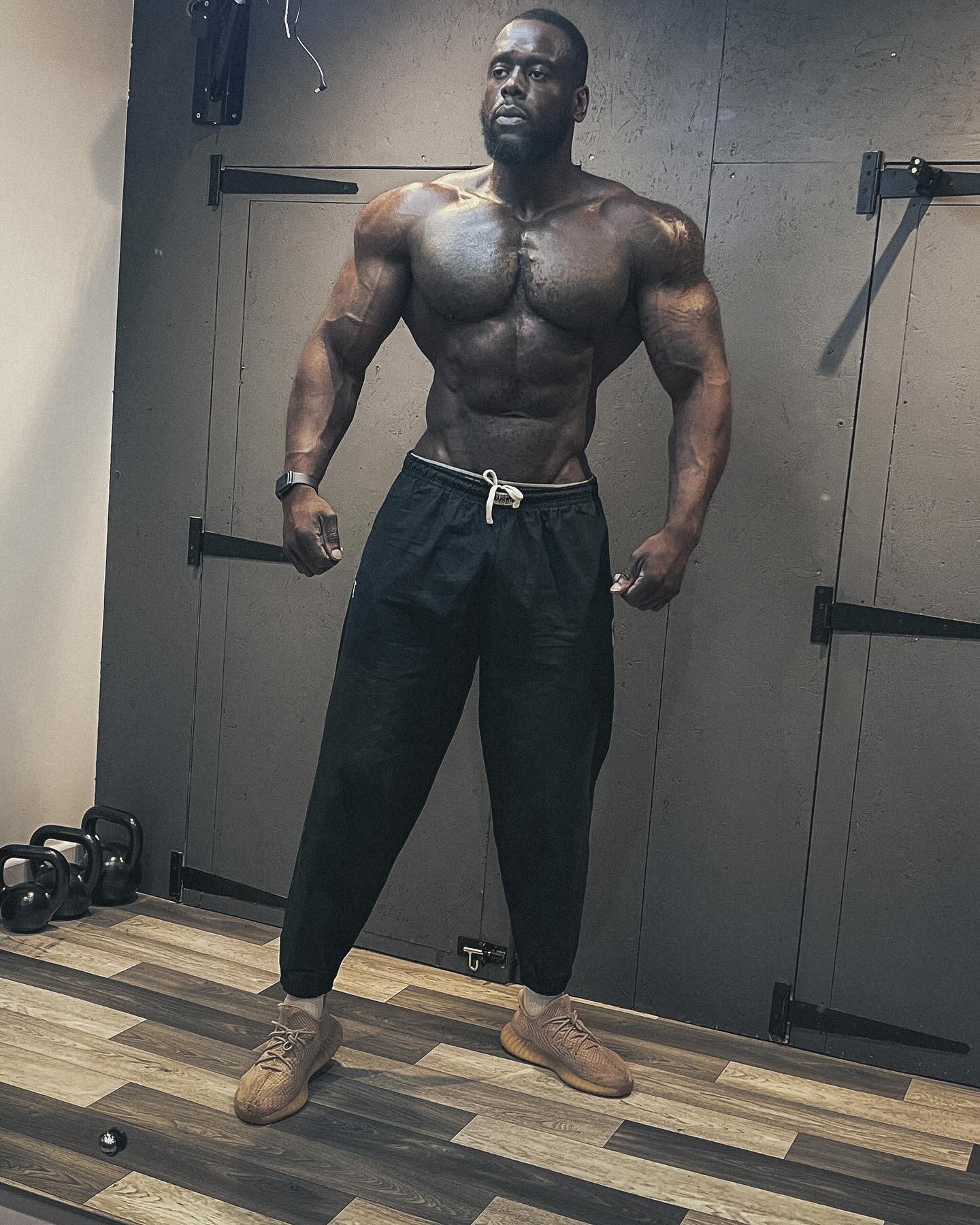 Энтони Аджайи