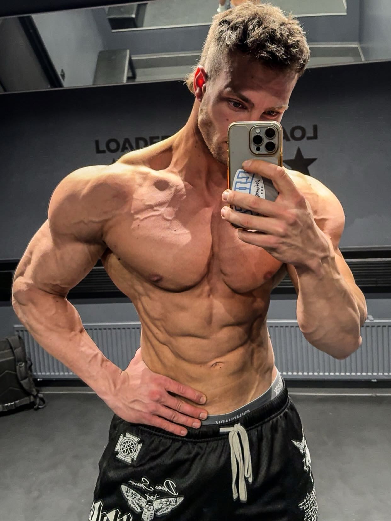 Нуутти Курола