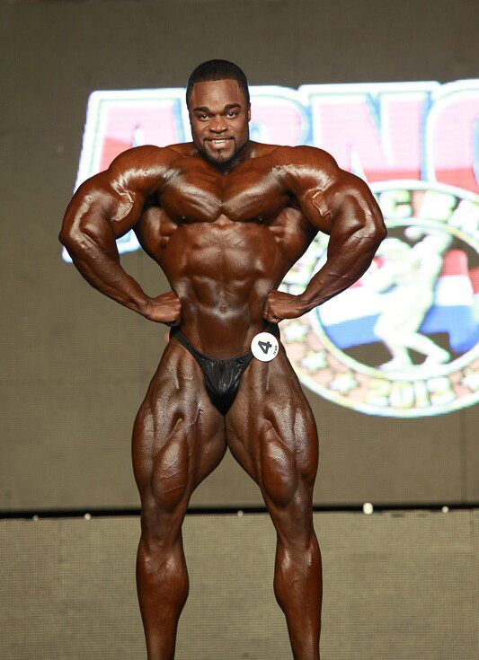 Брэндон Карри, Brandon Curry на турнире Арнольд Классик Бразилия 2013