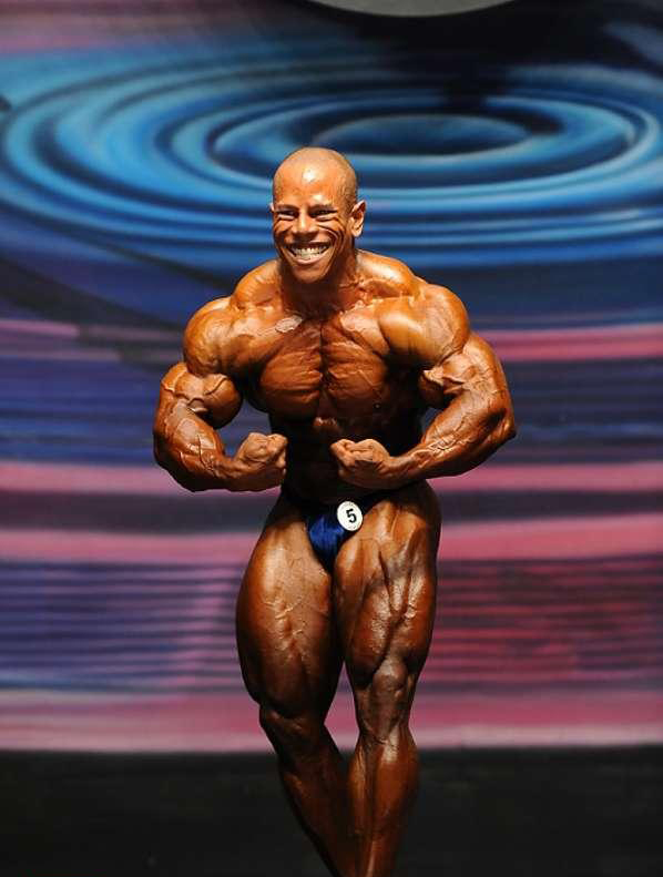 Дэвид Хенри, David Henry на турнире Европа Битва Чемпионов 2010