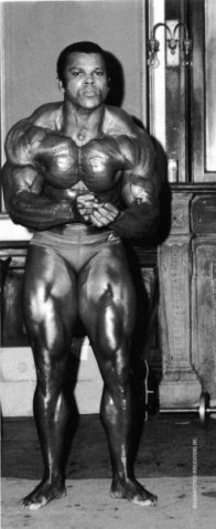 Серж Нюбре, Serge Nubret на турнире Мистер Олимпия 1973