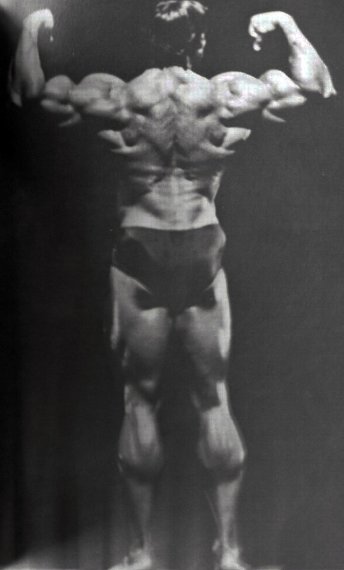 Арнольд Шварценеггер, Arnold Schwarzenegger на турнире Мистер Олимпия 1974
