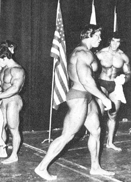 Лу Ферриньо, Lou Ferrigno на турнире Мистер Олимпия 1974 вместе с Арнольд Шварценеггер, Франко Коломбо