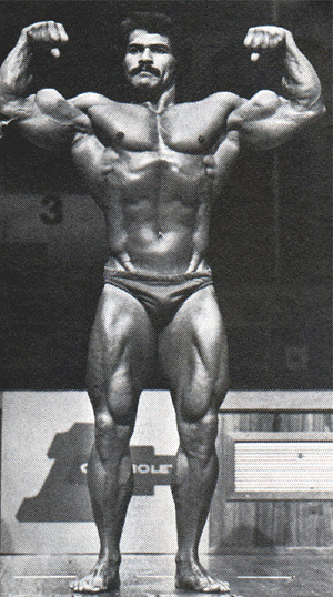 Эд Корни, Ed Corney на турнире Мистер Олимпия 1975