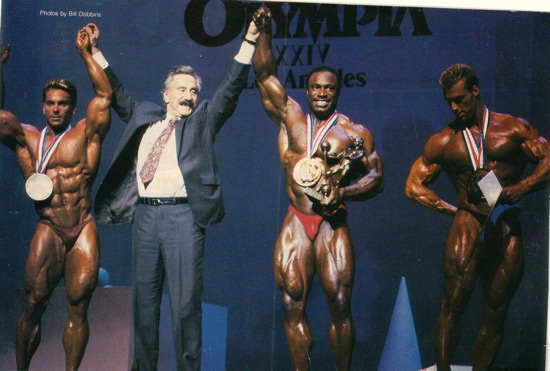 Берри ДеМей, Berry DeMey на турнире Мистер Олимпия 1988 вместе с Рич Гаспари, Джо Уайдер, Ли Хейни