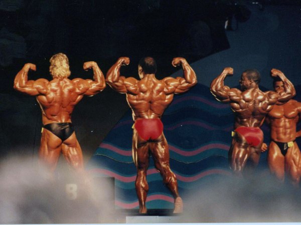 Винс Тейлор, Vince Taylor на турнире Мистер Олимпия 1991 вместе с Дориан Ятс, Ли Хейни