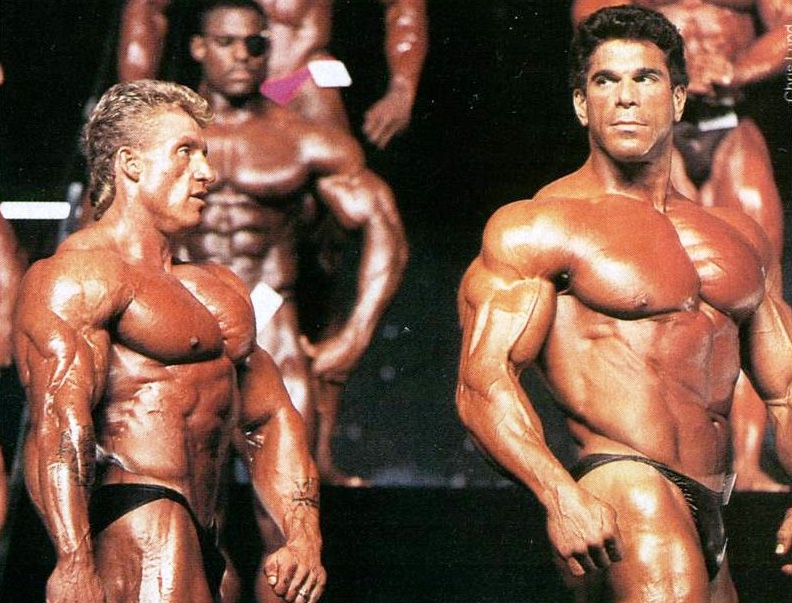 Дориан Ятс, Dorian Yates на турнире Мистер Олимпия 1992 вместе с Лу Ферриньо