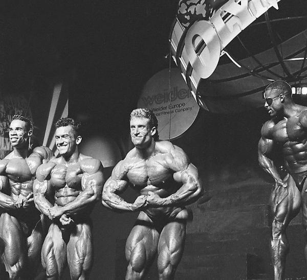 Ли Лабрада, Lee Labrada на турнире Мистер Олимпия 1992 вместе с Кевин Леврон, Дориан Ятс, Винс Тейлор