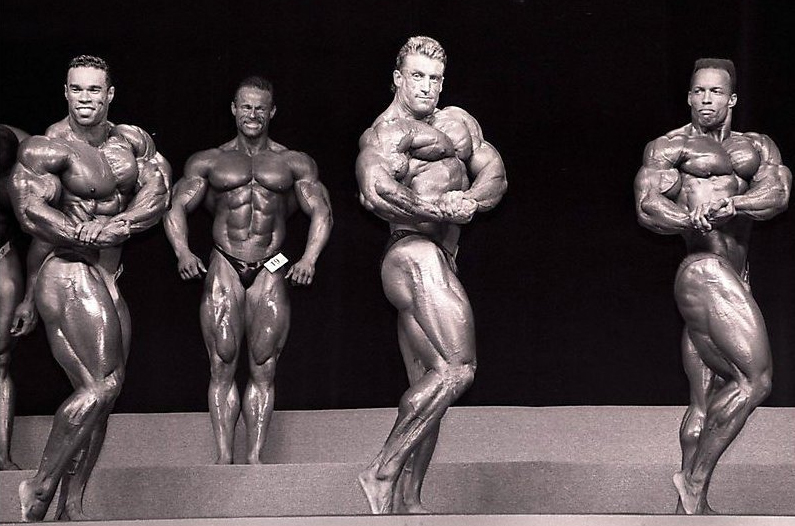 Дориан Ятс, Dorian Yates на турнире Мистер Олимпия 1994 вместе с Кевин Леврон, Портер Котрелл, Шон Рэй