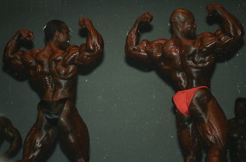 Флекс Уиллер, Flex Wheeler на турнире Мистер Олимпия 1996 вместе с Ронни Колеман