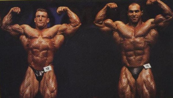 Нассер Эль Сонбати, Nasser El Sonbaty на турнире Мистер Олимпия 1996 вместе с Дориан Ятс