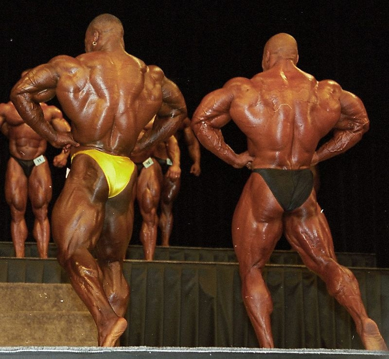 Кевин Леврон, Kevin Levrone на турнире Мистер Олимпия 1997 вместе с Крис Кормье