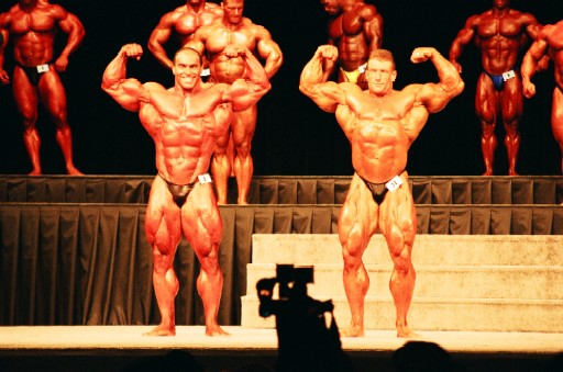 Дориан Ятс, Dorian Yates на турнире Мистер Олимпия 1997 вместе с Нассер Эль Сонбати