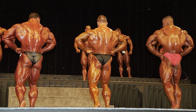 Дориан Ятс, Dorian Yates на турнире Мистер Олимпия 1997 вместе с Нассер Эль Сонбати, Пол Диллет
