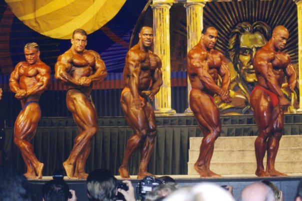 Дориан Ятс, Dorian Yates на турнире Мистер Олимпия 1997 вместе с Ли Прист, Пол Диллет, Нассер Эль Сонбати, Кевин Леврон