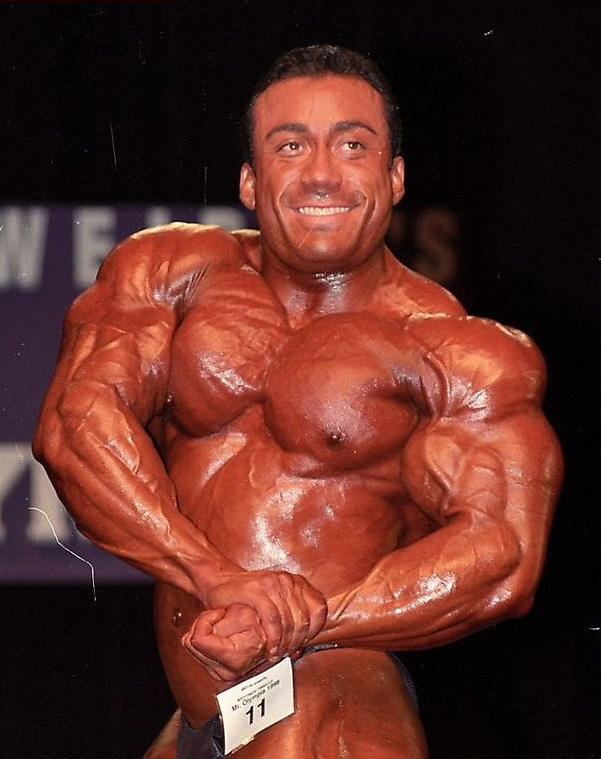 Джонни Мойя, Johnny Moya на турнире Мистер Олимпия 1998