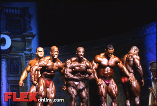 Ронни Колеман, Ronnie Coleman на турнире Мистер Олимпия 1999 вместе с Нассер Эль Сонбати, Шон Рэй, Кевин Леврон, Крис Кормье