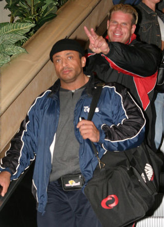 Мустафа Мохаммед, Mustafa Mohammed на турнире Мистер Олимпия 2004 вместе с Джей Катлер
