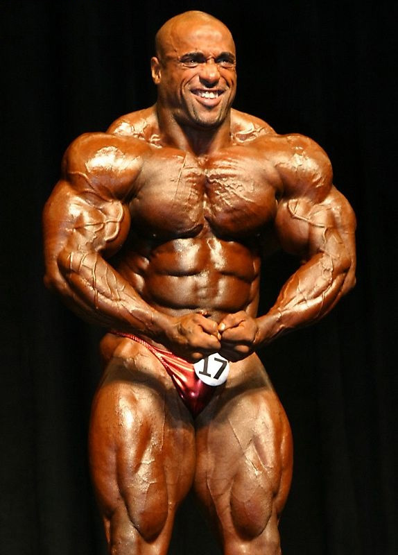 Деннис Джеймс, Dennis James на турнире Мистер Олимпия 2004