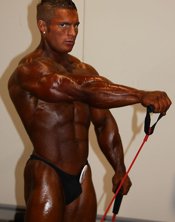 Джеймс Флекс Льюис, James Flex Lewis на турнире Мистер Олимпия 2008