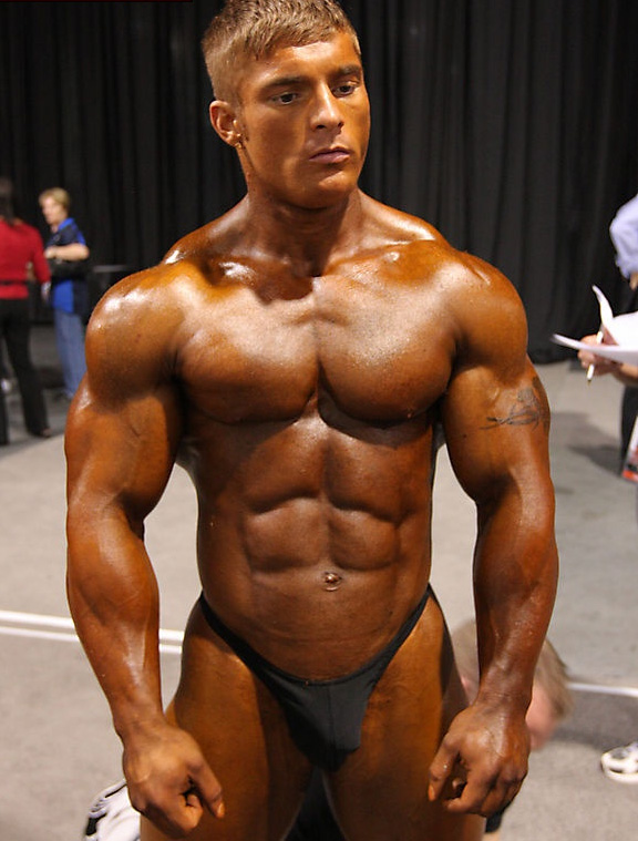 Джеймс Флекс Льюис, James Flex Lewis на турнире Мистер Олимпия 2008