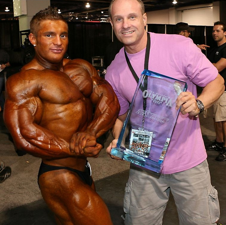 Джеймс Флекс Льюис, James Flex Lewis на турнире Мистер Олимпия 2008