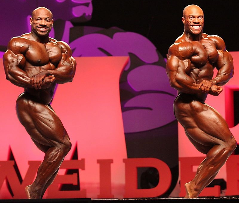 Декстер Джексон, Dexter Jackson на турнире Мистер Олимпия 2008 вместе с Фил Хит