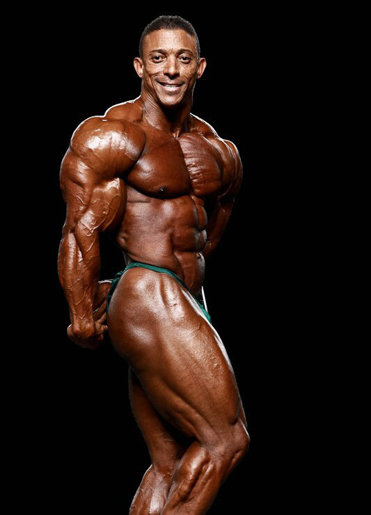 Трой Элвис, Troy Alves на турнире Мистер Олимпия 2010