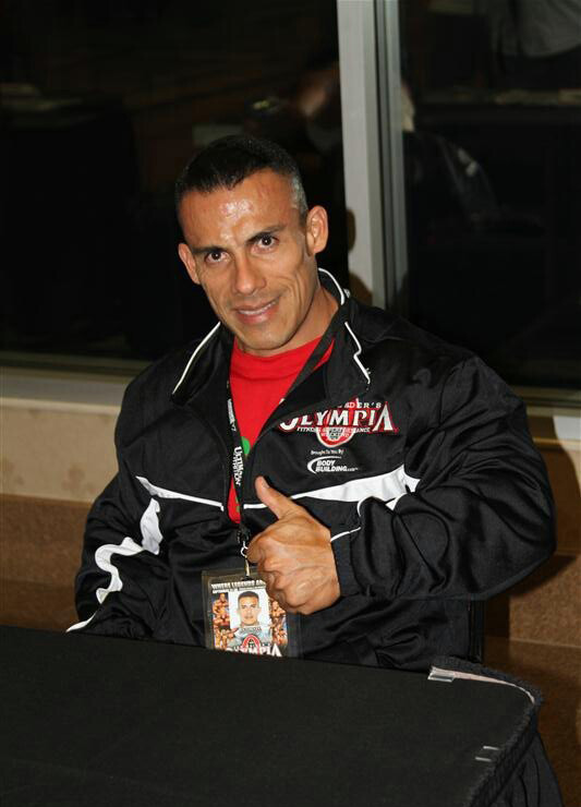 Энжел Варгас, Angel Vargas на турнире Мистер Олимпия 2012