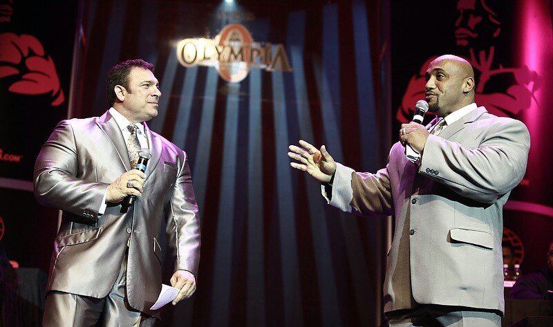 Боб Чичерилло, Bob Cicherillo на турнире Мистер Олимпия 2012 вместе с Деннис Джеймс